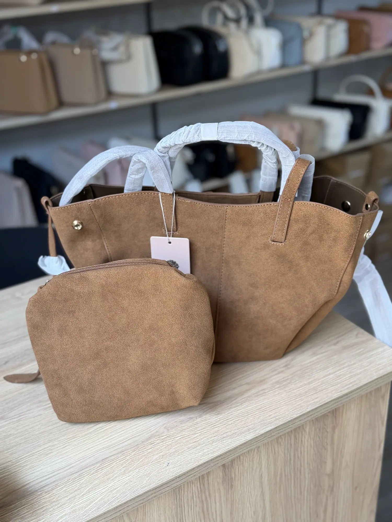 Cabas effet daim avec pochette - Camel
