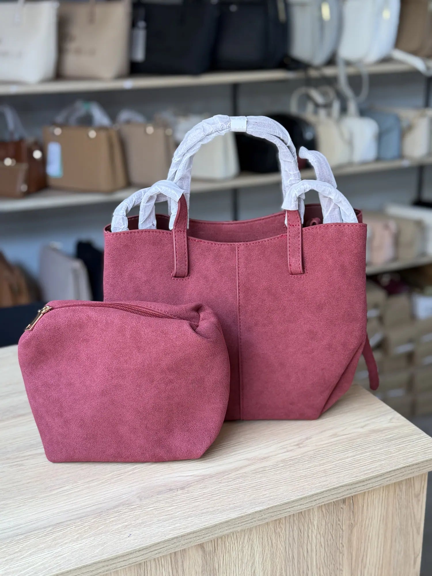 Cabas effet daim avec pochette - Framboise