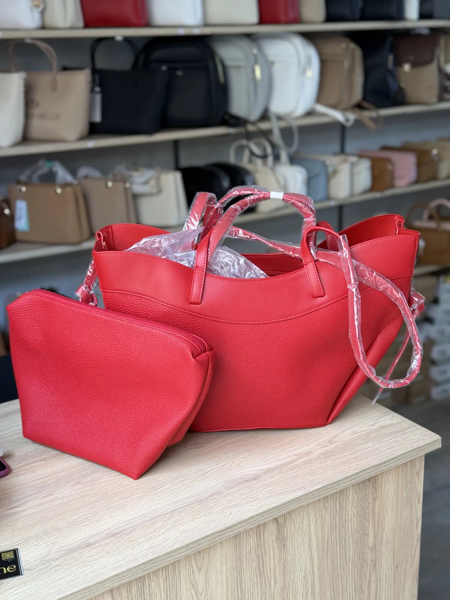 Cabas souple avec pochette assortie - Rouge