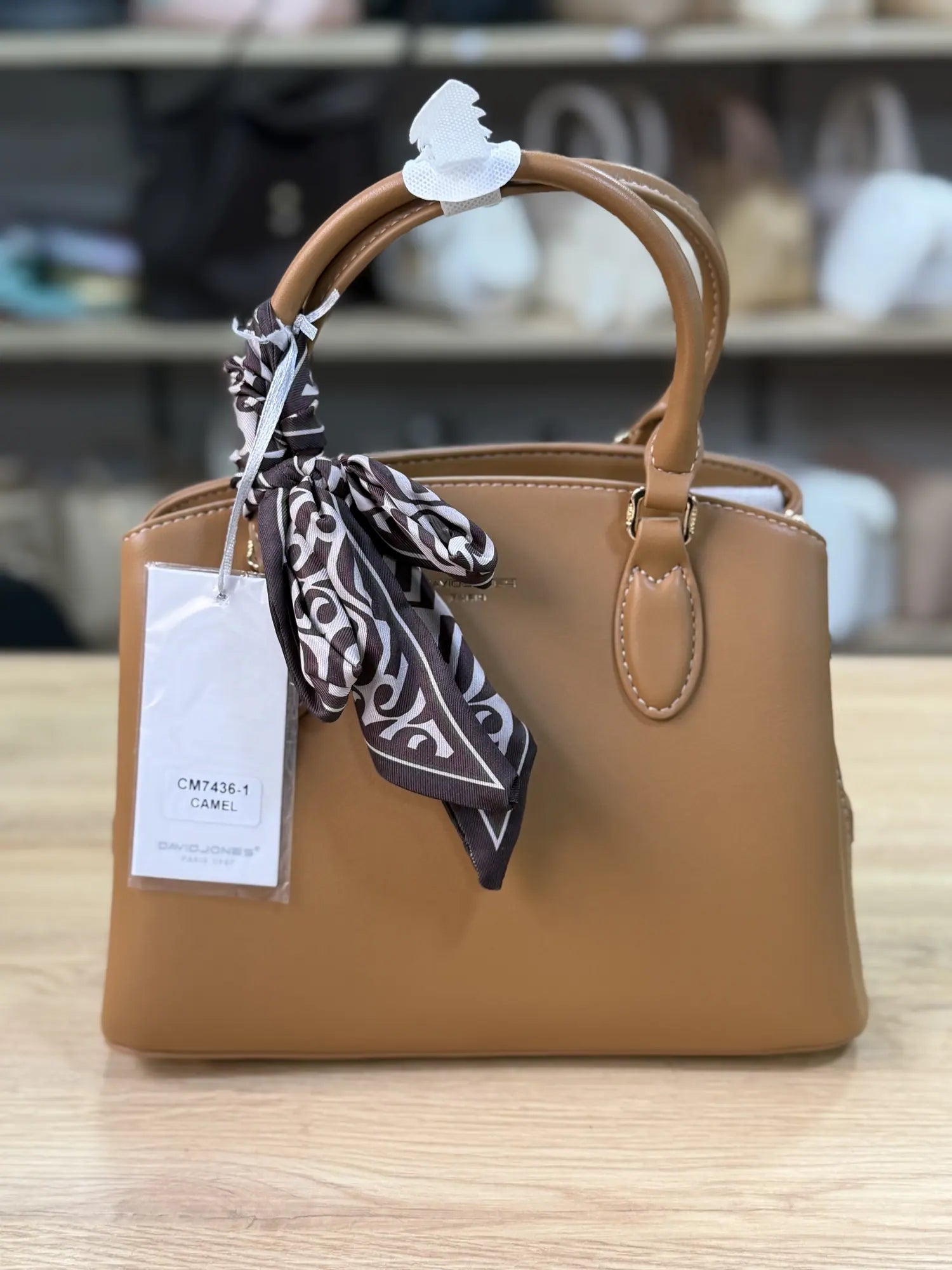Sac à main à anses rondes et foulard - Camel