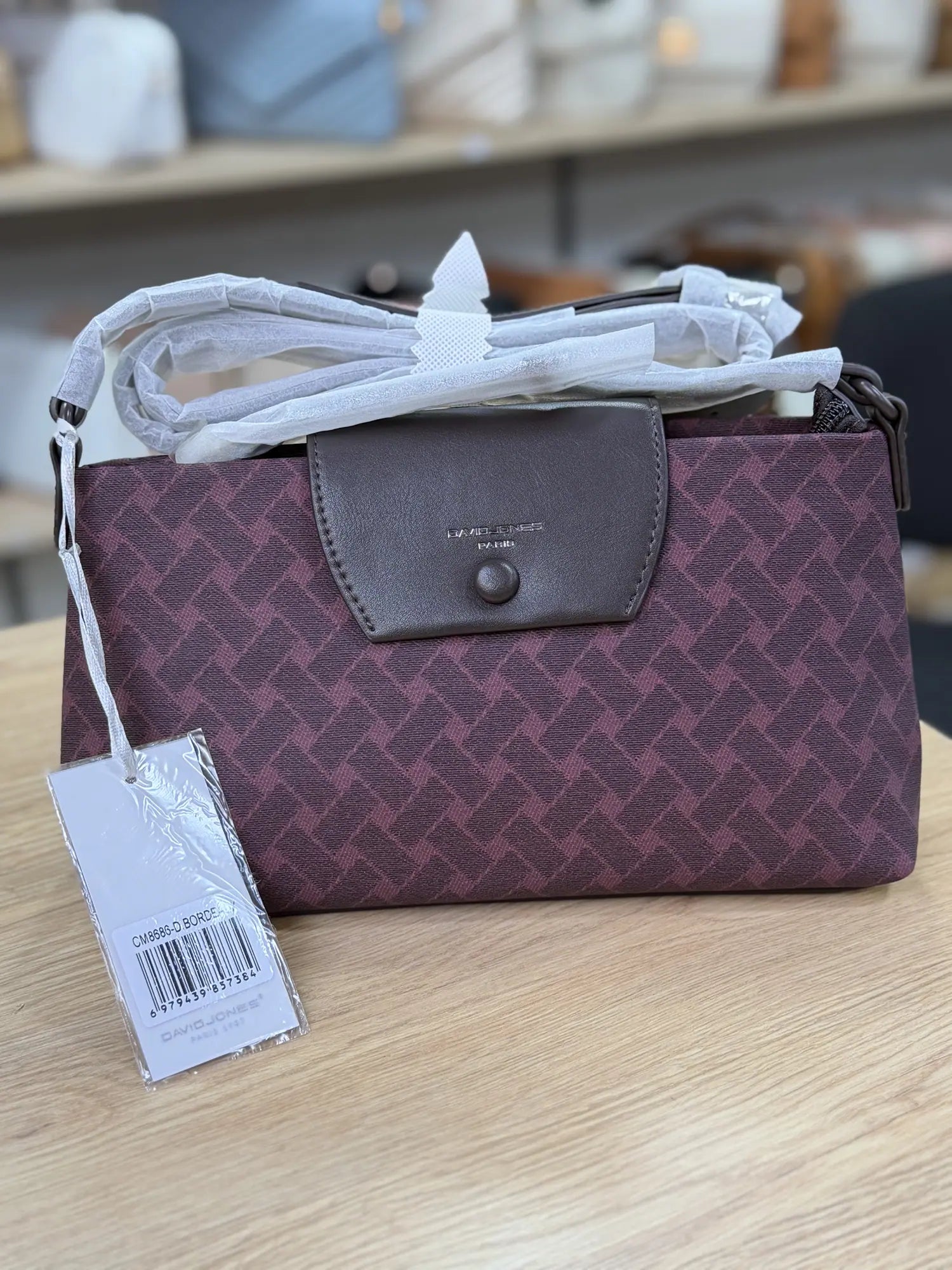 Sac bandoulière monogramme à rabat - Bordeaux