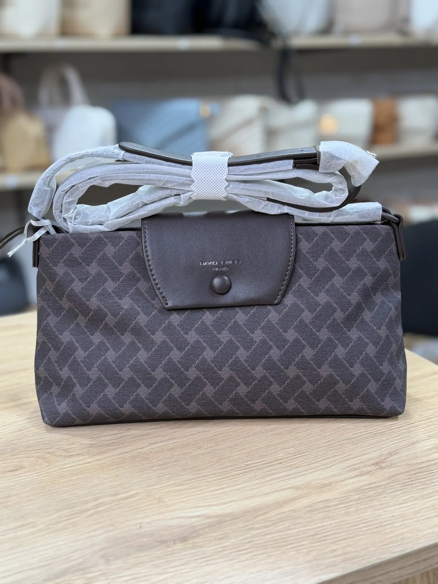 Sac bandoulière monogramme à rabat - Gris mauve