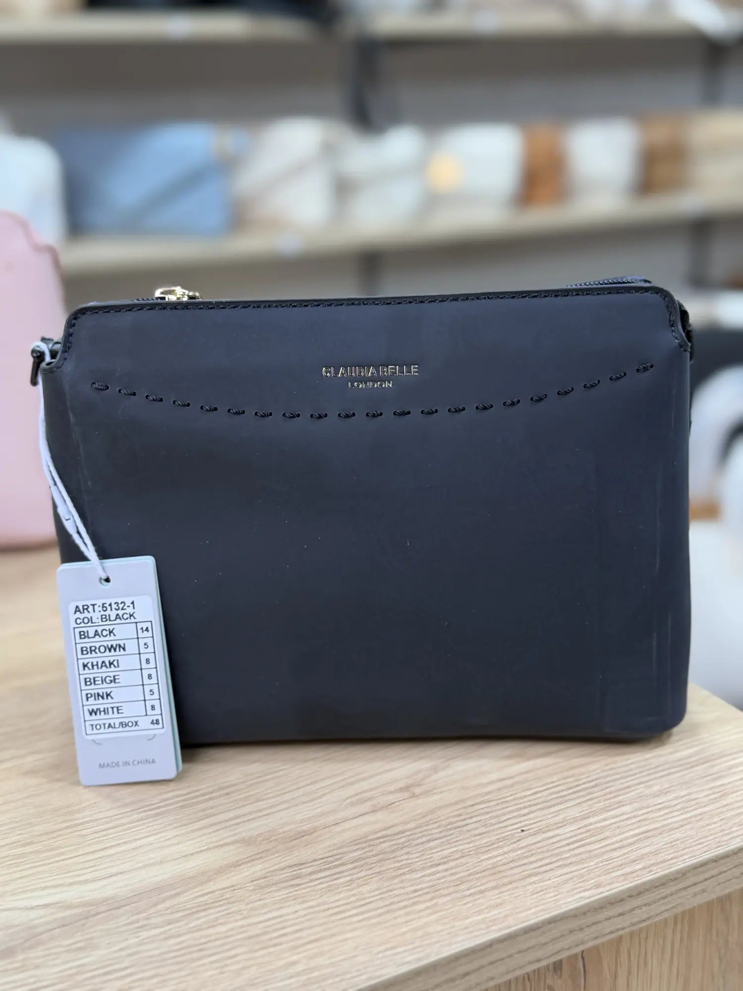 Sac bandoulière à surpiqûres ajourées - Noir